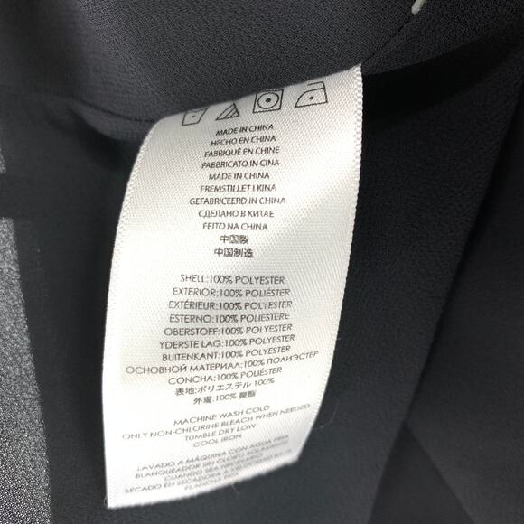 Michael Kors Top Women's Size Small Twist Front V Neck Sleeveless Black - Picture 6 of 6